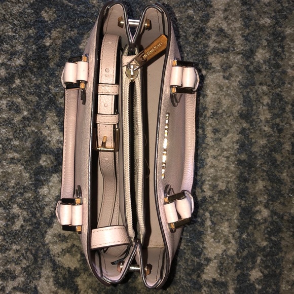 Pink Michael Kors purse - Picture 3 of 4